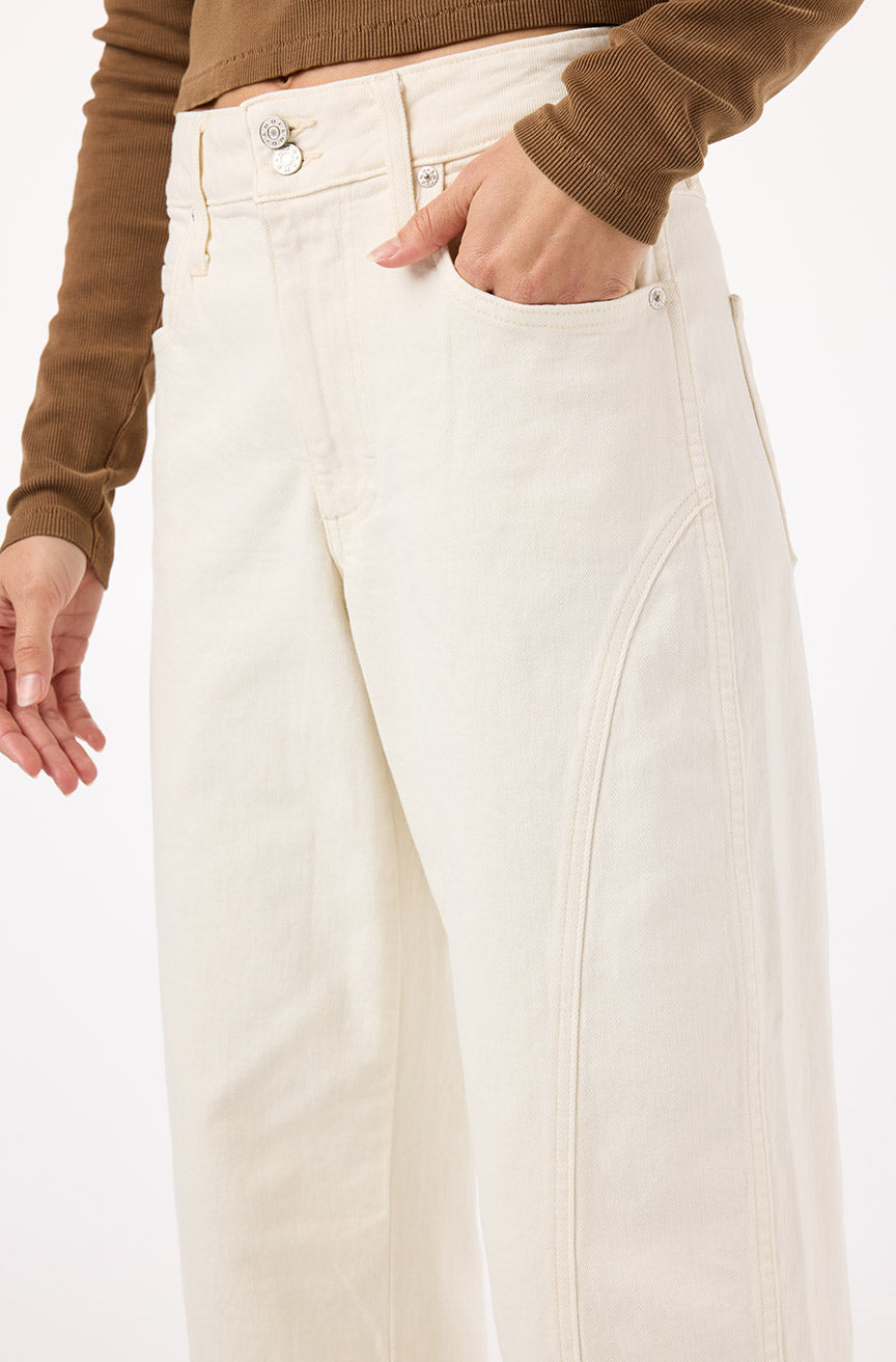 AMO Denim | Anne Bowed in Sandy