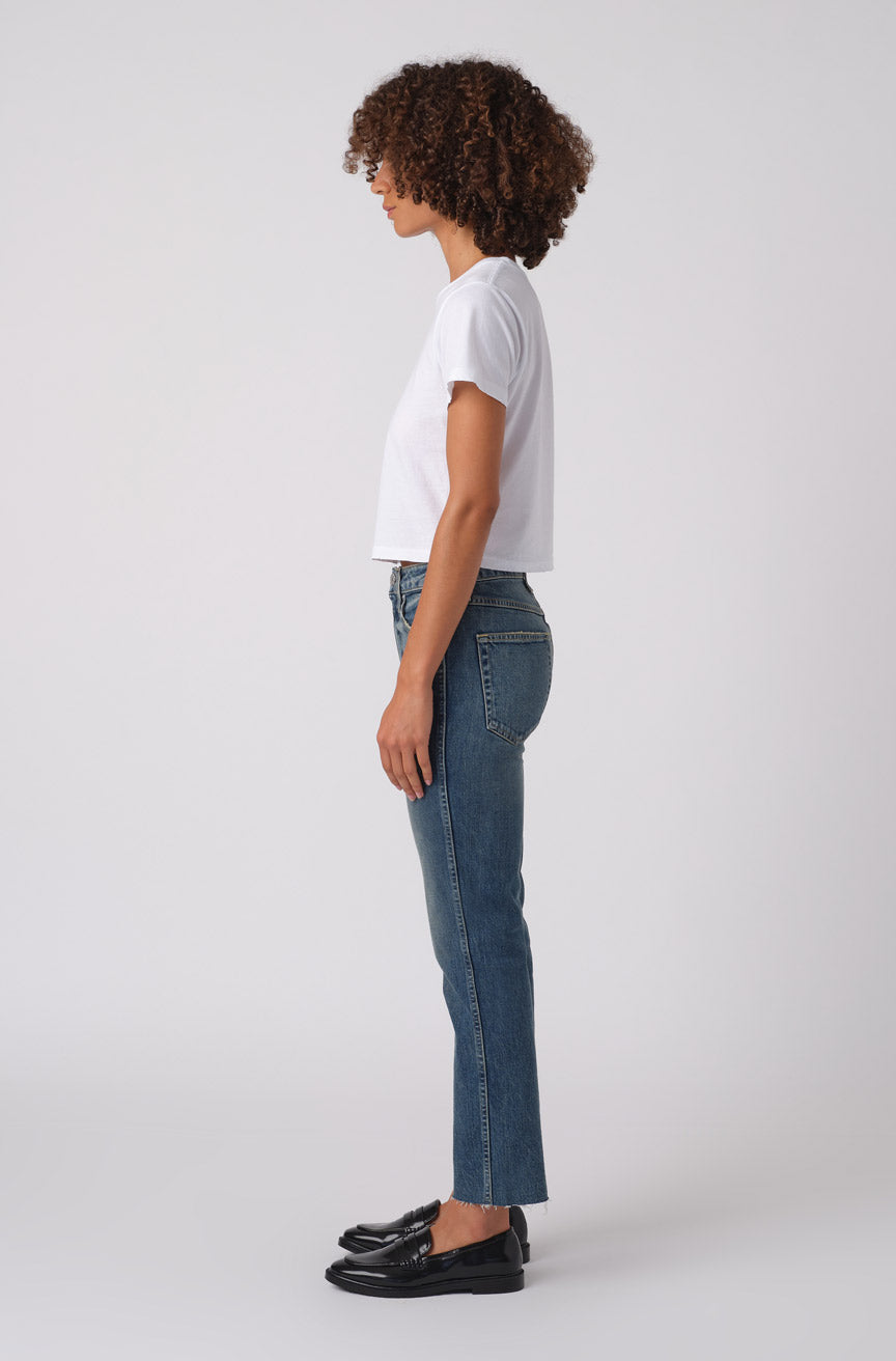 AMO Chloe Crop w/ Raw Hem in Kismet