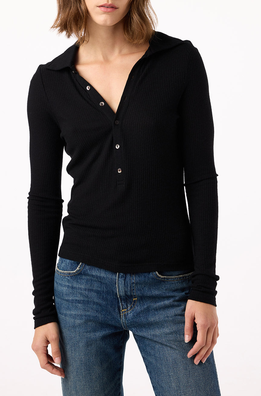 AMO Denim | Goldie Tee in Black