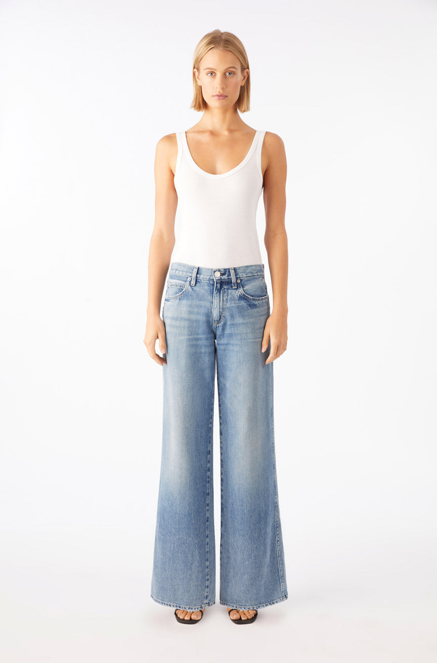 AMO Denim | Regina in Love It