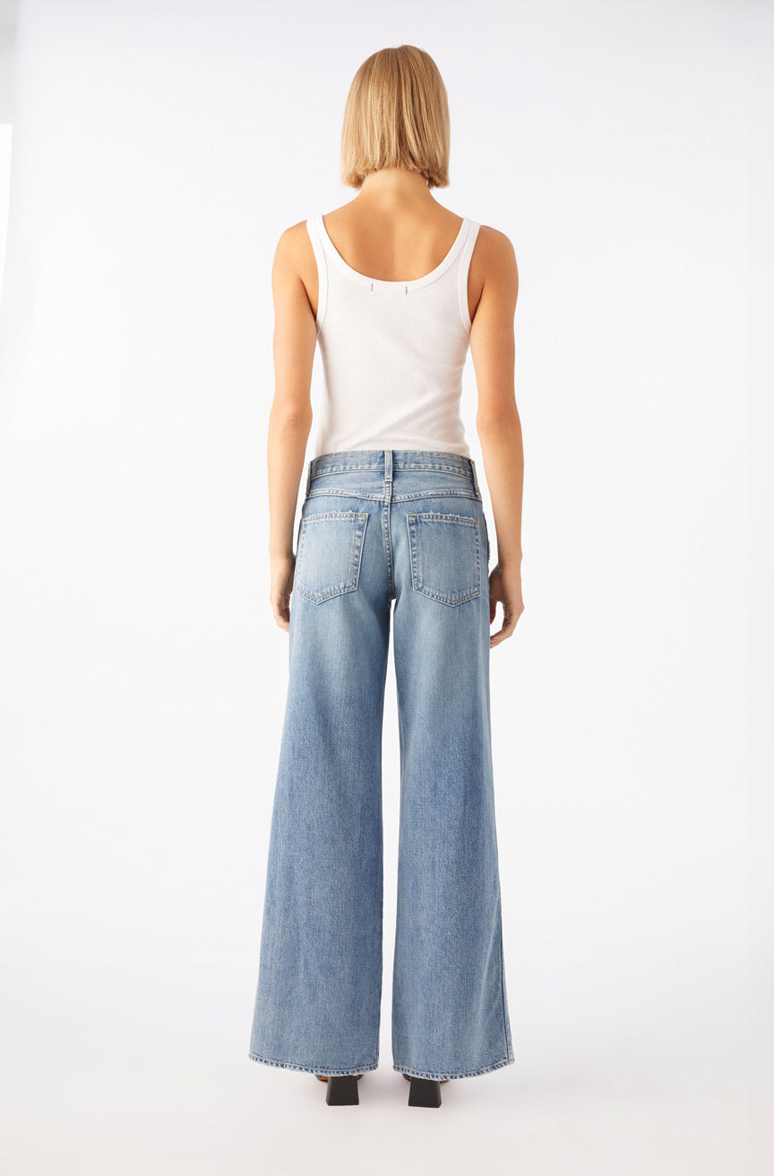 AMO Denim | Regina in Love It