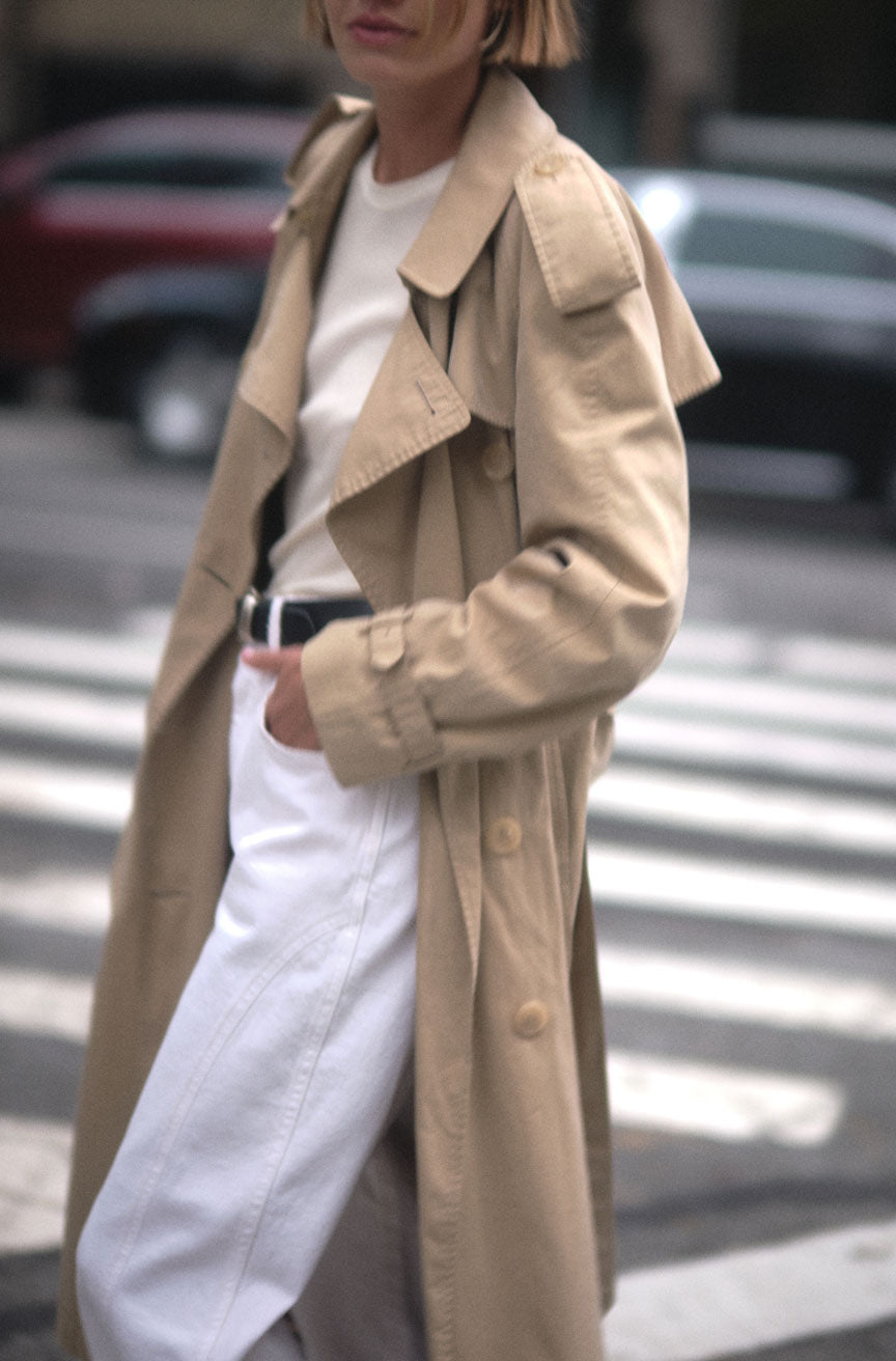 AMO Denim | Anne Bowed in Sandy