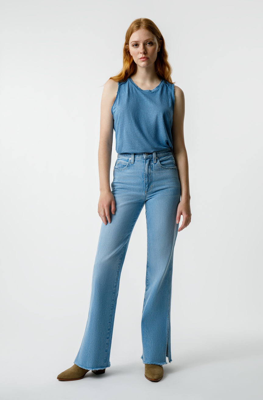 AMO Denim Liz Split Flare in Infatuation