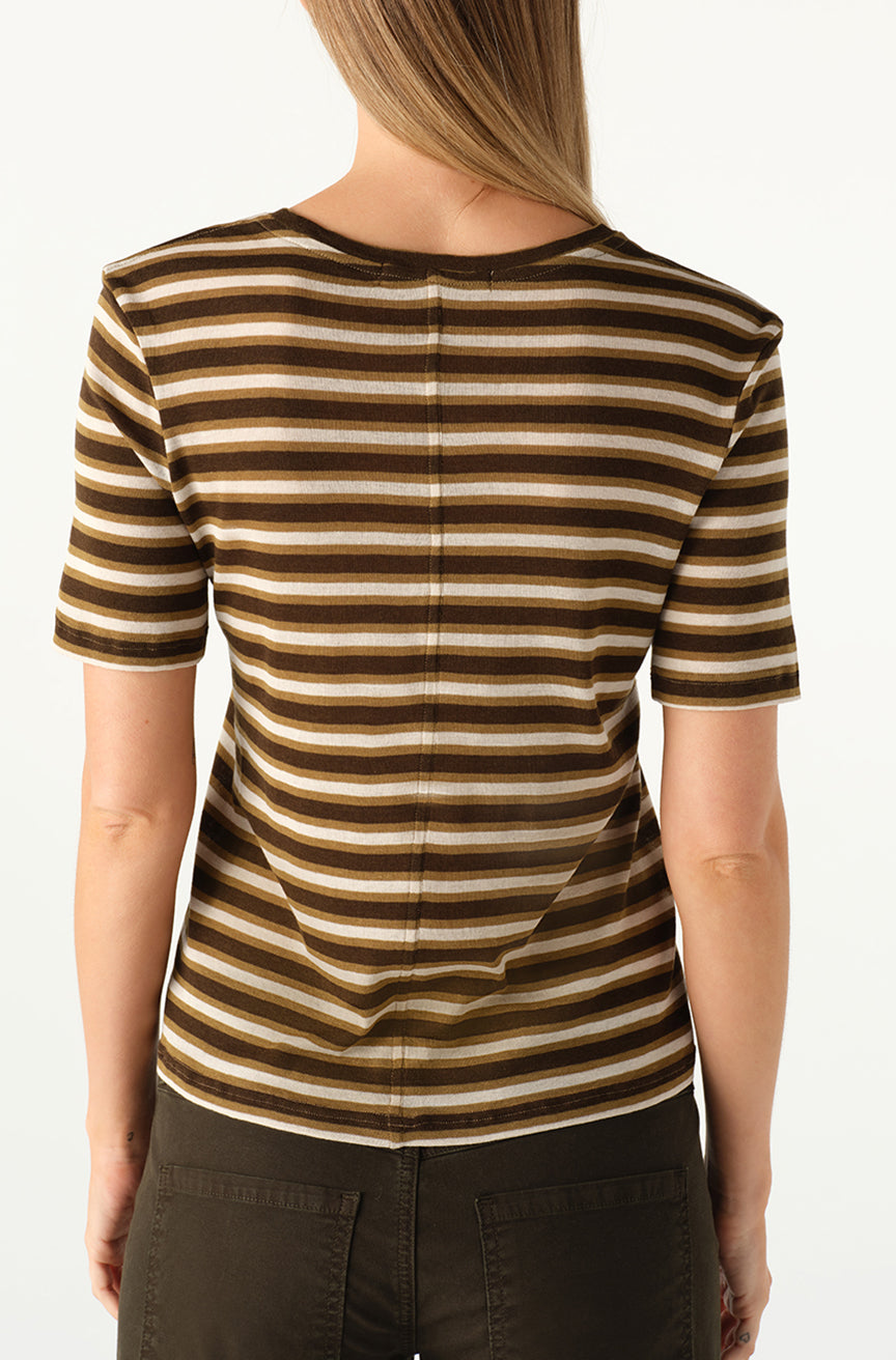 Quinn Tee